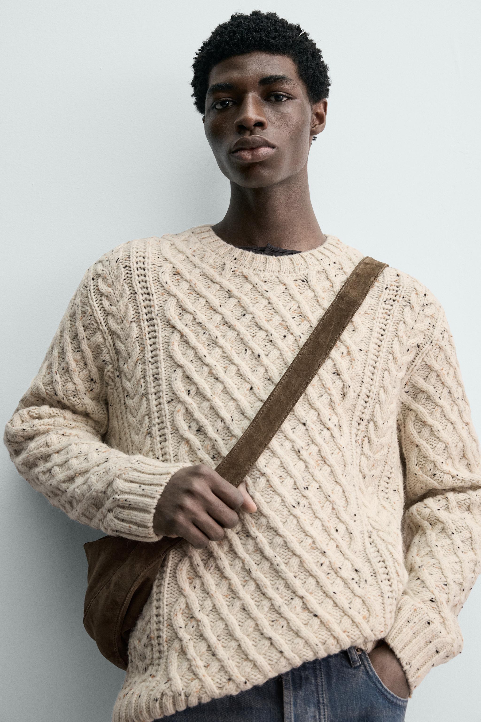 WOOL CABLE KNIT JUMPER